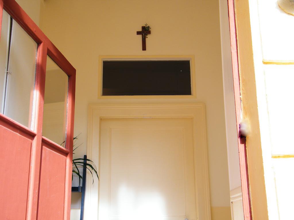 Villa Des Capucins Luxeuil-les-Bains Quarto foto