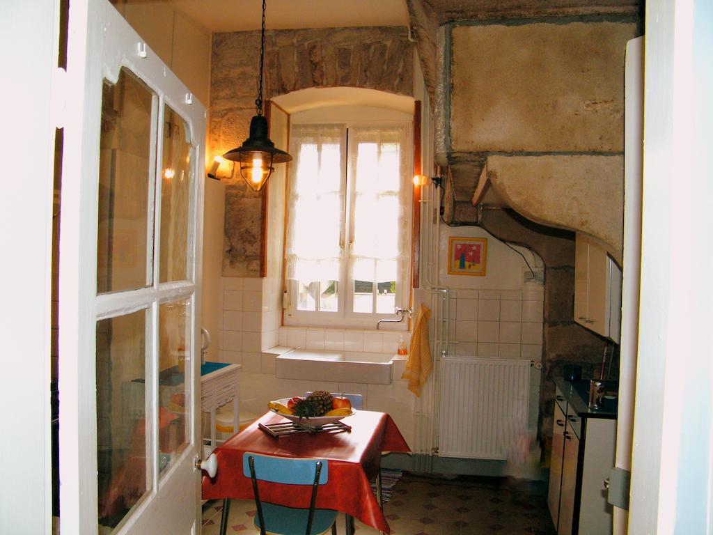 Villa Des Capucins Luxeuil-les-Bains Quarto foto