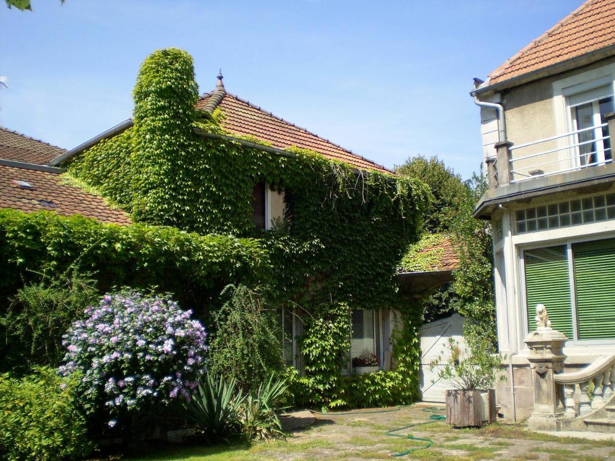 Villa Des Capucins Luxeuil-les-Bains Exterior foto